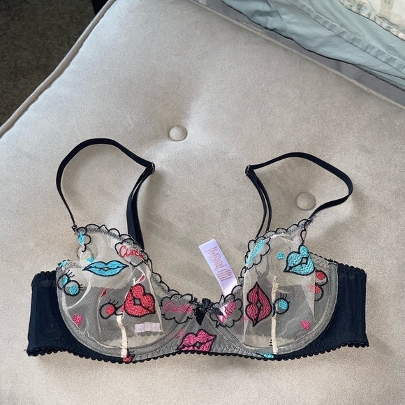 Savage X Fenty RIHANNA Reg Unlined Bra Cute AF Nude Print 34B Tattoo Mesh Lace - Picture 2 of 6